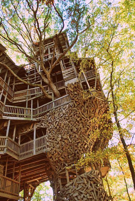 Unwind and relax in the enchanted treehouse near the Eiffel Tower